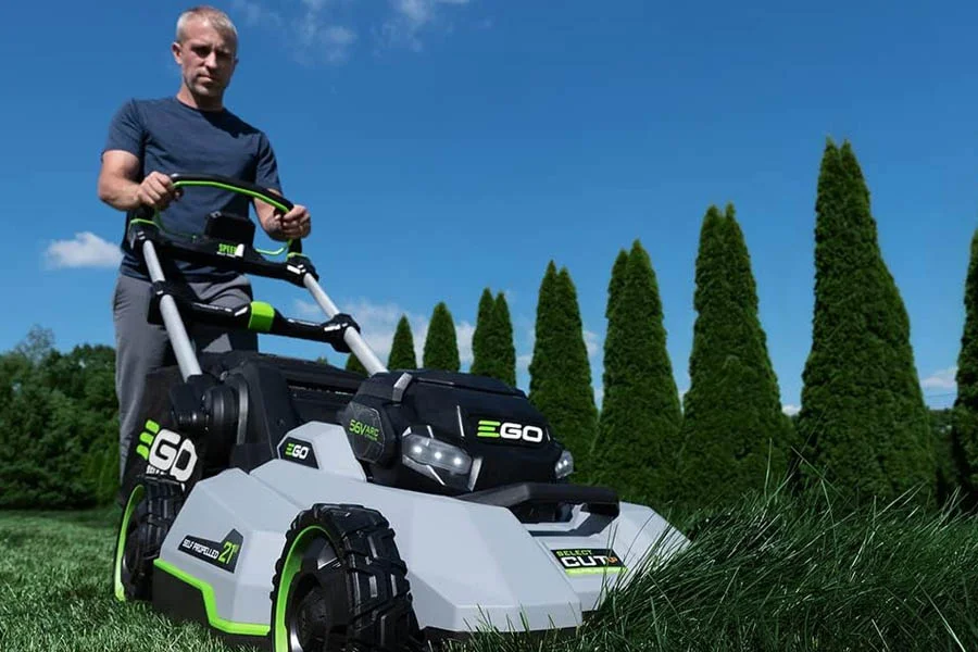 mowing lawn machine